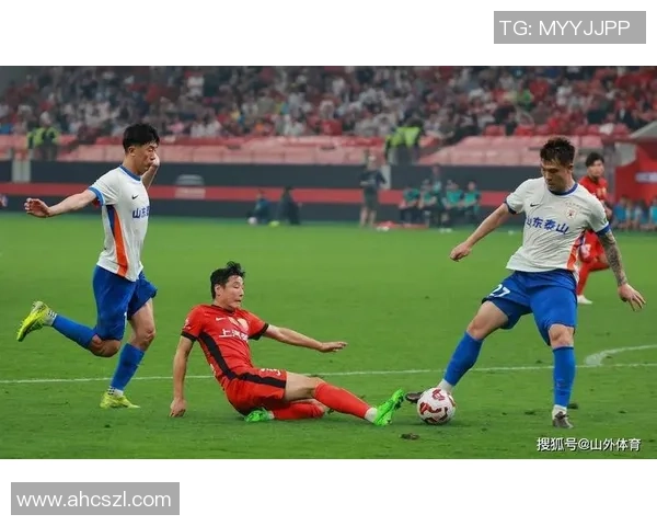 足球热议：南京足球队的战术争议